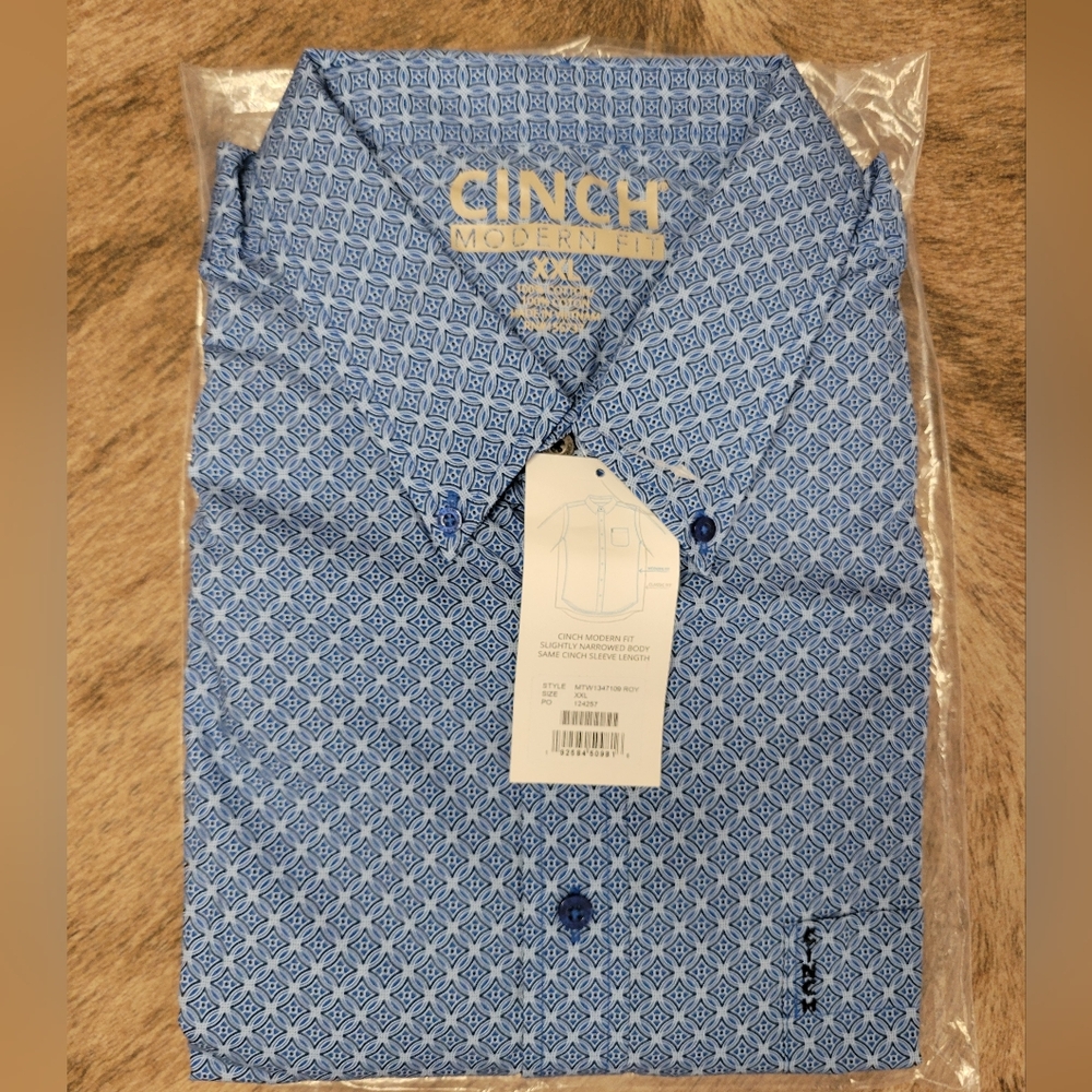 NWT Cinch Men's Blue Patterned Shirt